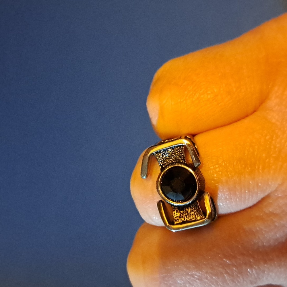 Ring size 7 black silver tone